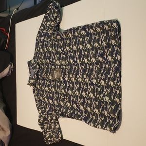 Van heusen collar shirt